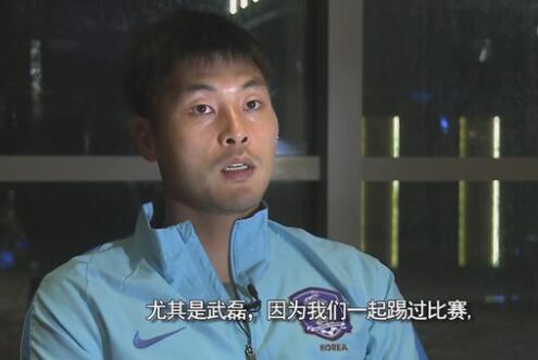 美女扒开大腿让我爽