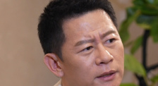 女人发疯的同情男大叔