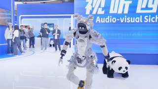 光溜溜游泳视频原版